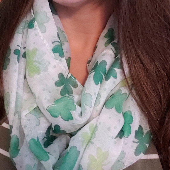 Accessories - Shamrock & 4 Leaf Clover Infinity Scarf